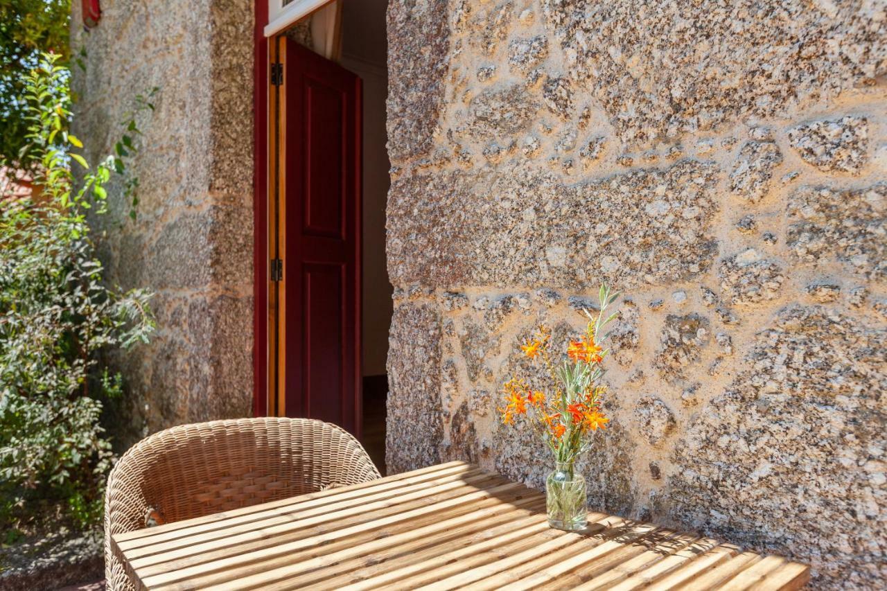 Casa Do Eido - Sustainable Living & Nature Experiences Geres Exterior photo